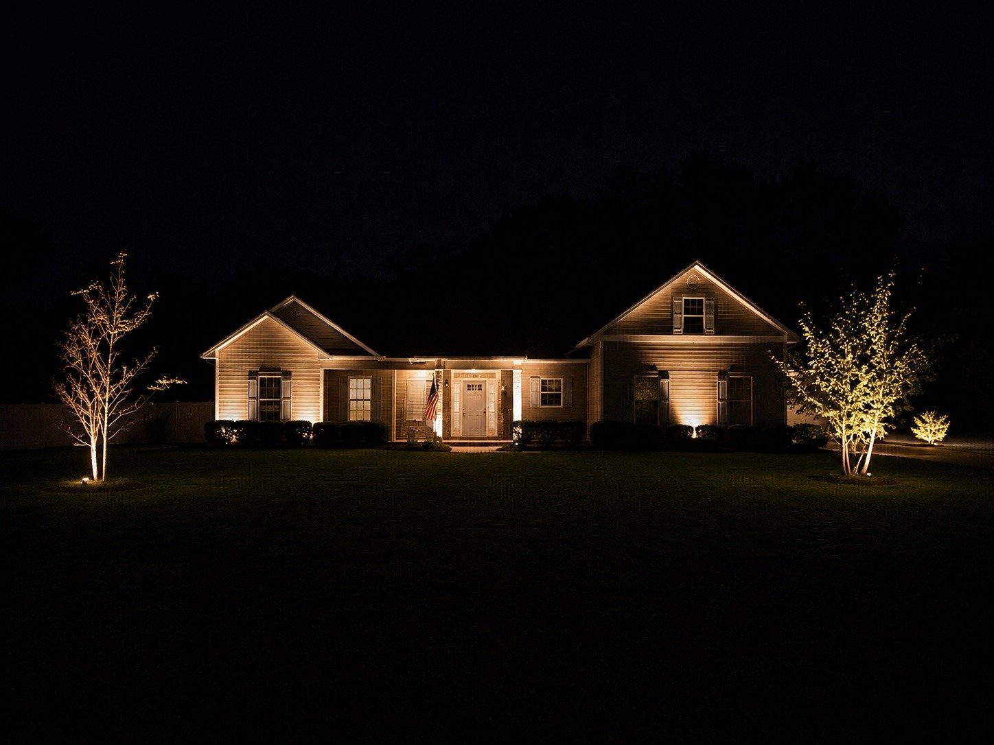 Architectural landscape lighting on a Southeast Georgia home